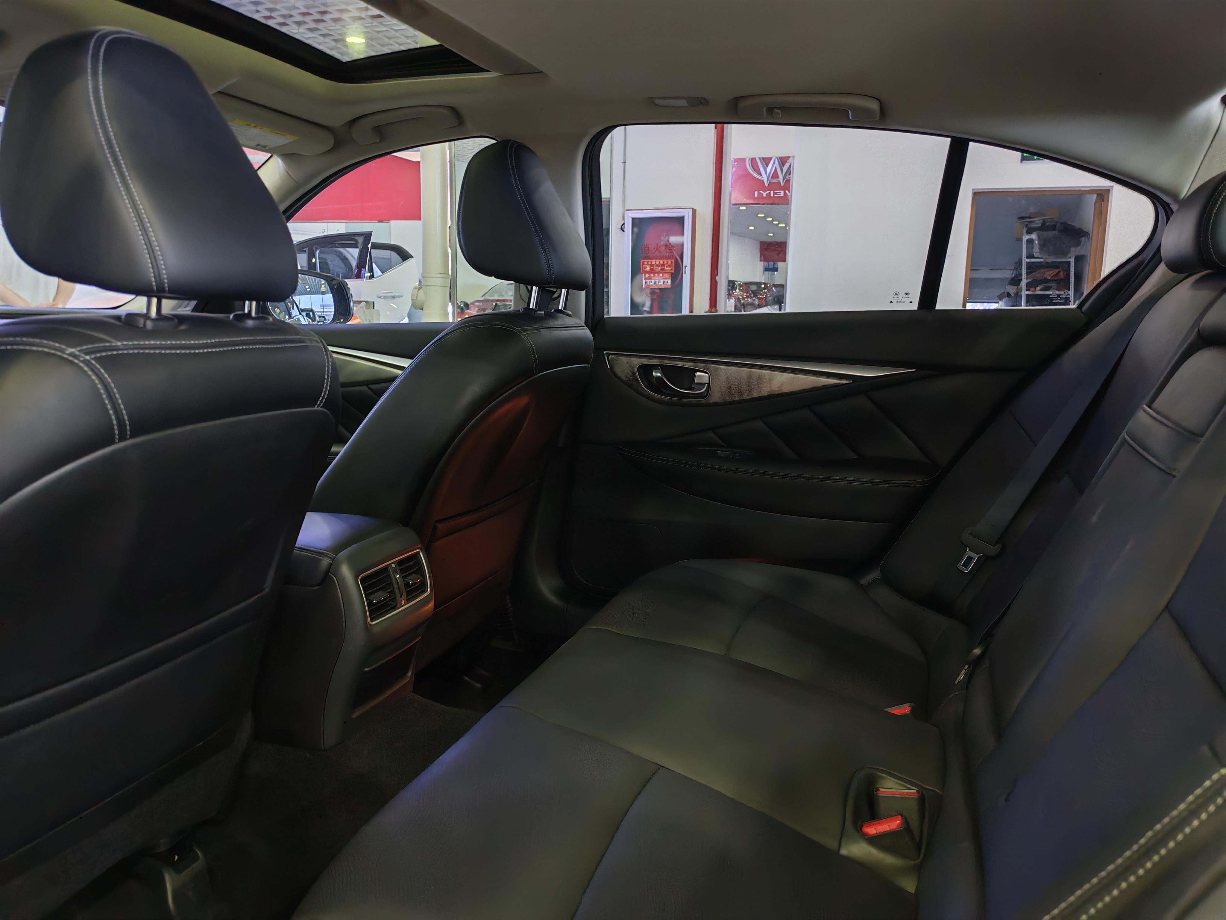 Infiniti Q50L 2018 thumb 8