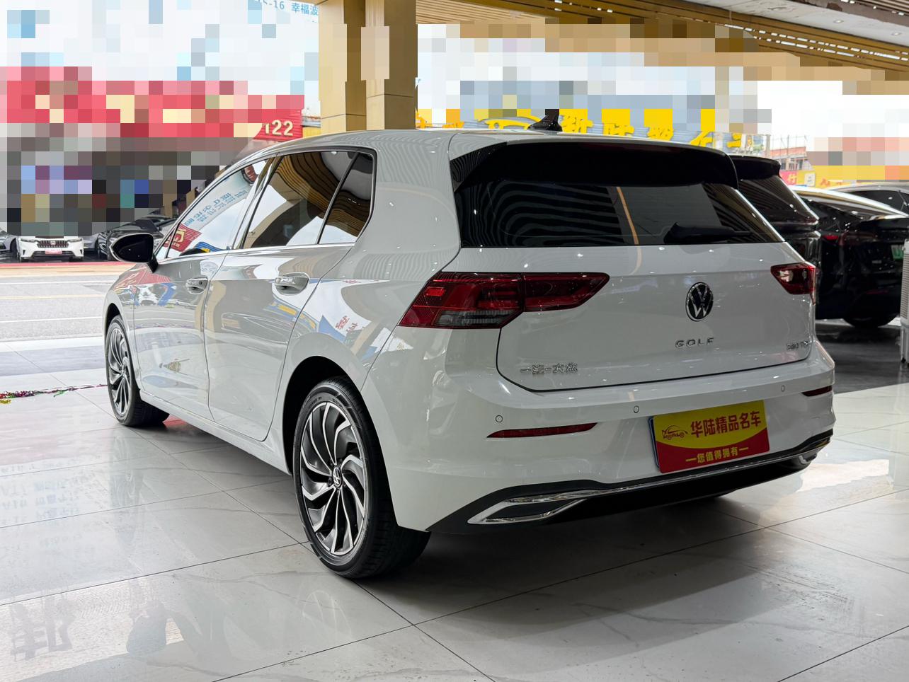 Volkswagen Golf Sportsvan 2023 thumb 2