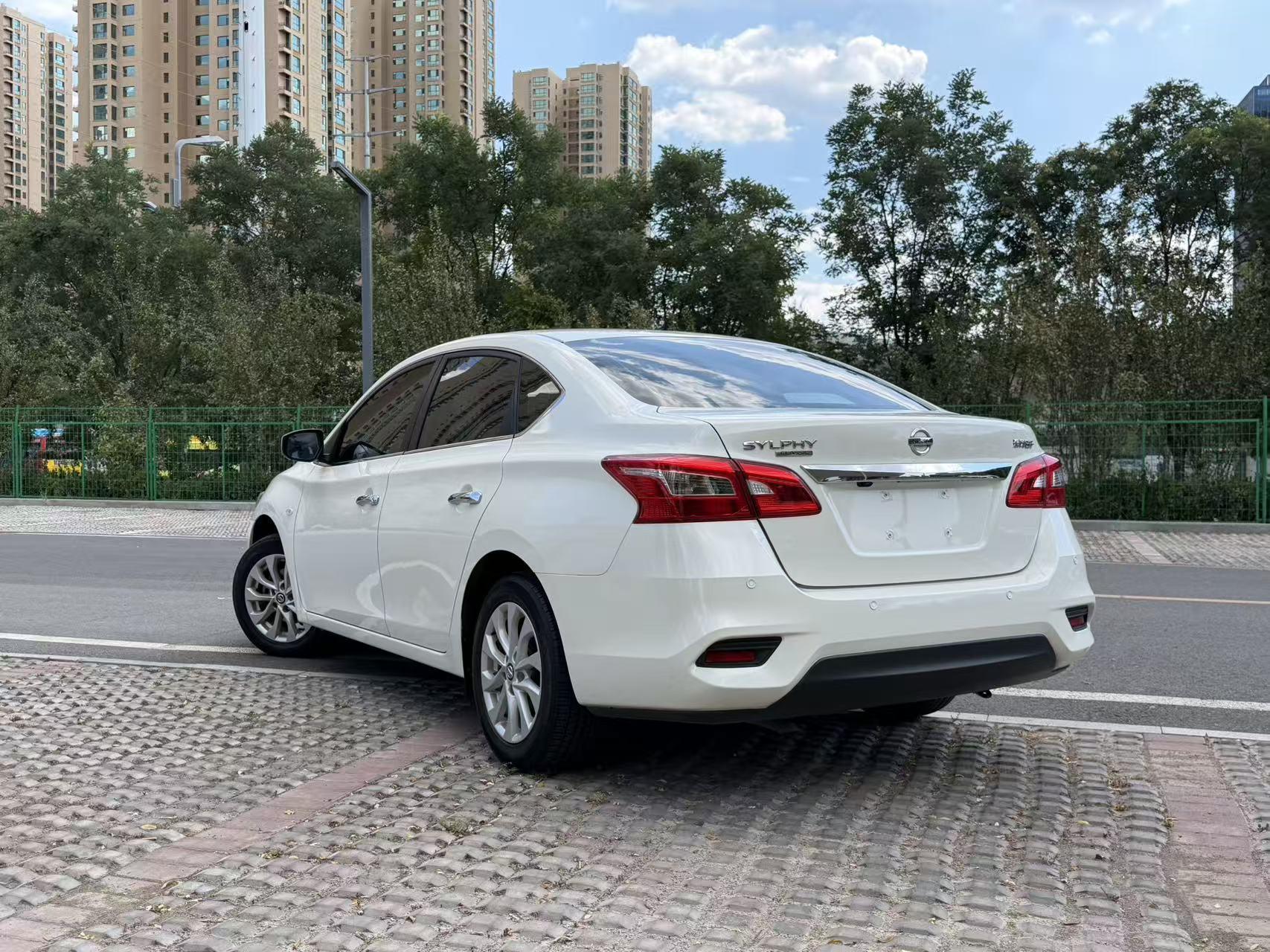 Nissan Sylphy 2019 thumb 2