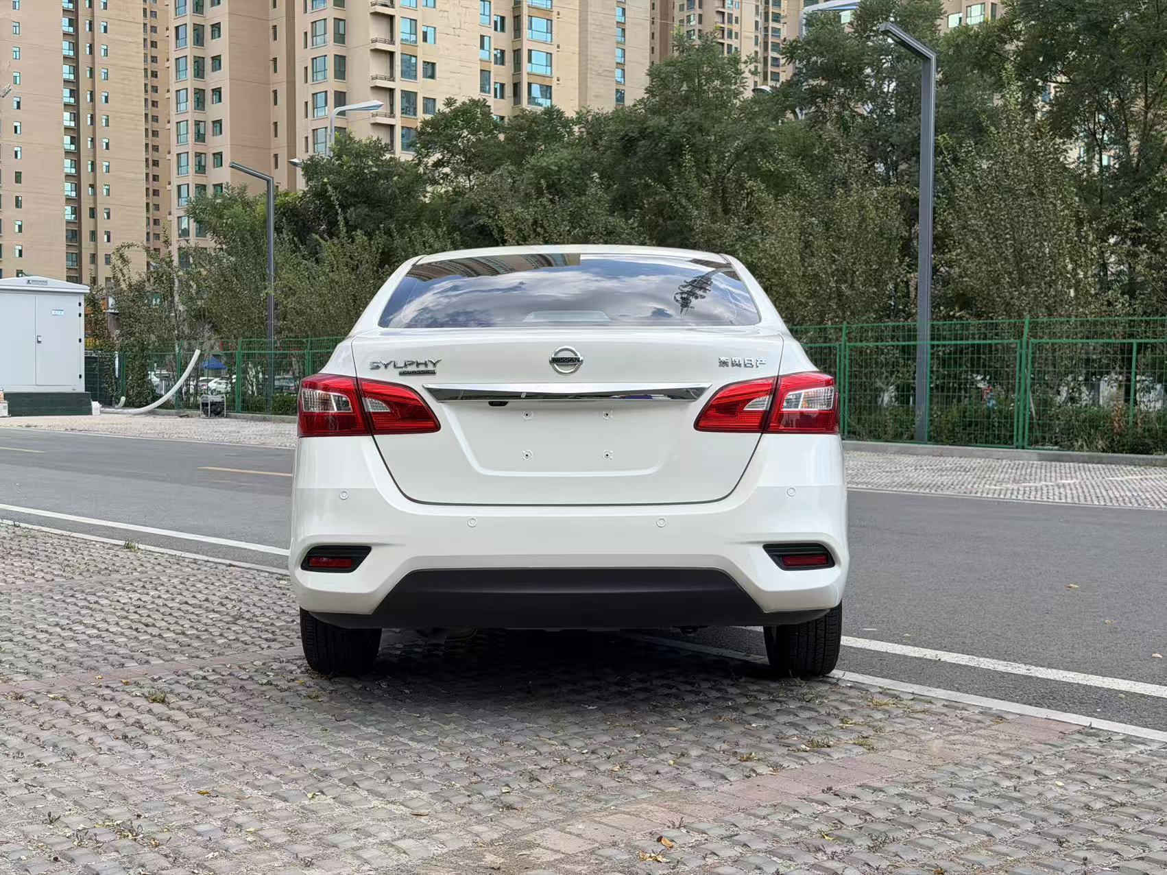 Nissan Sylphy 2019 thumb 3