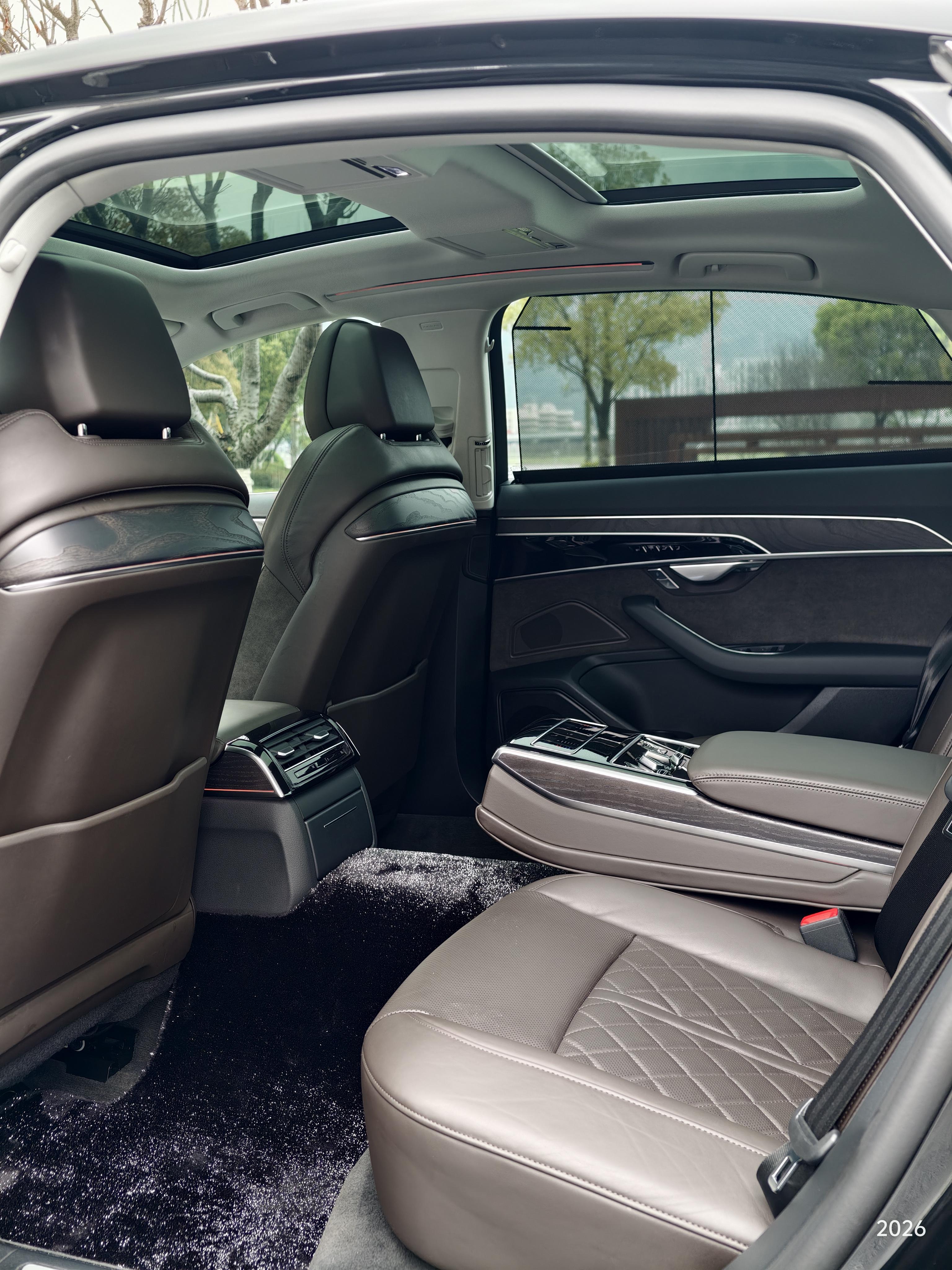 Audi A8 2021 thumb 5