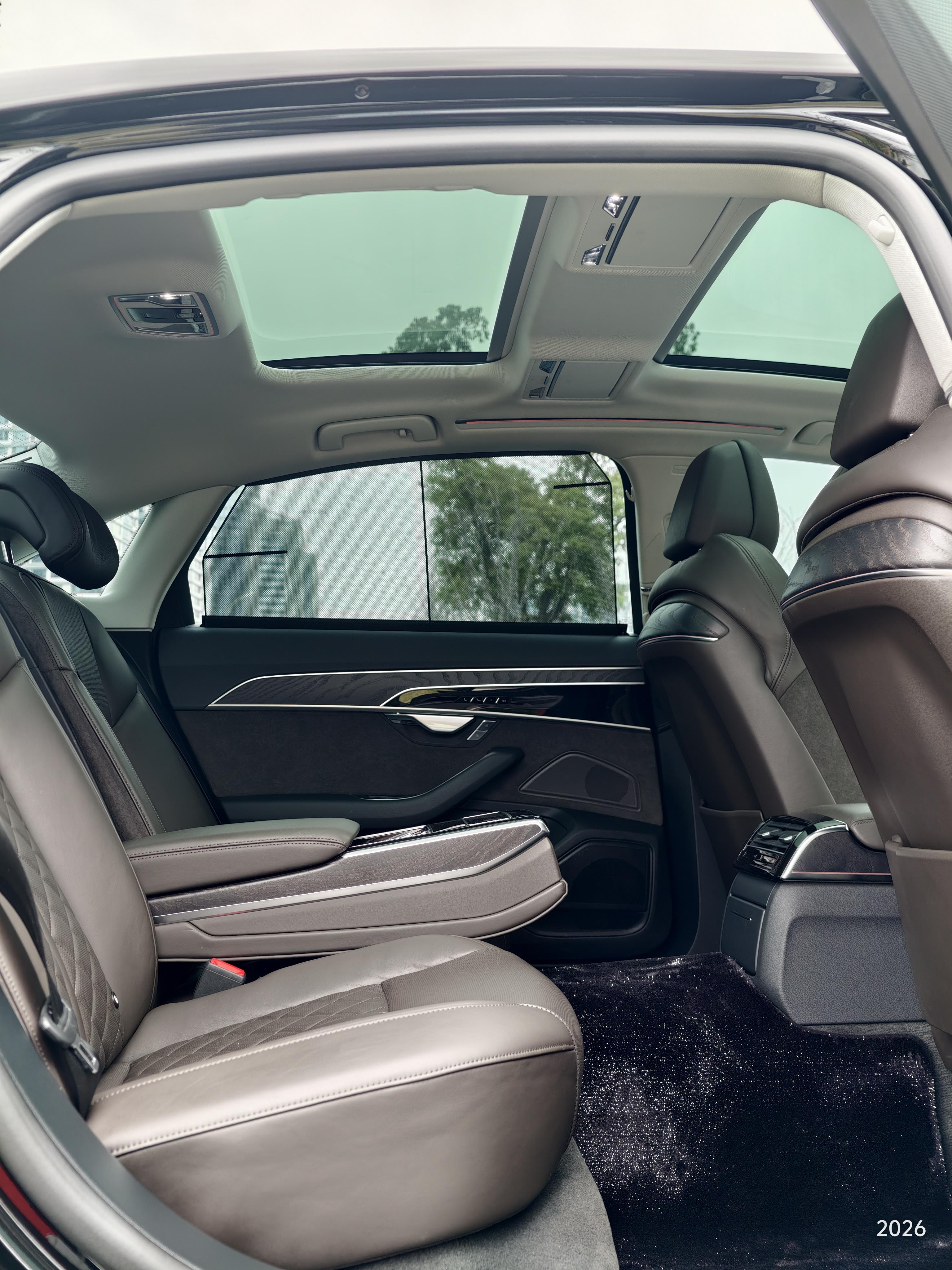 Audi A8 2021 thumb 6