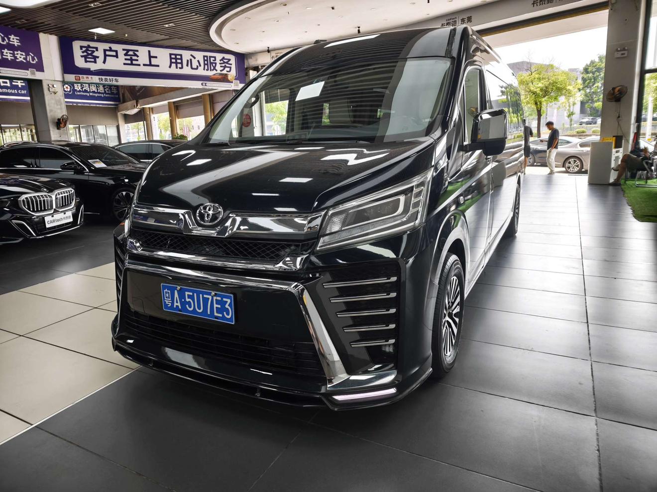 Toyota HiAce 2021 thumb 12