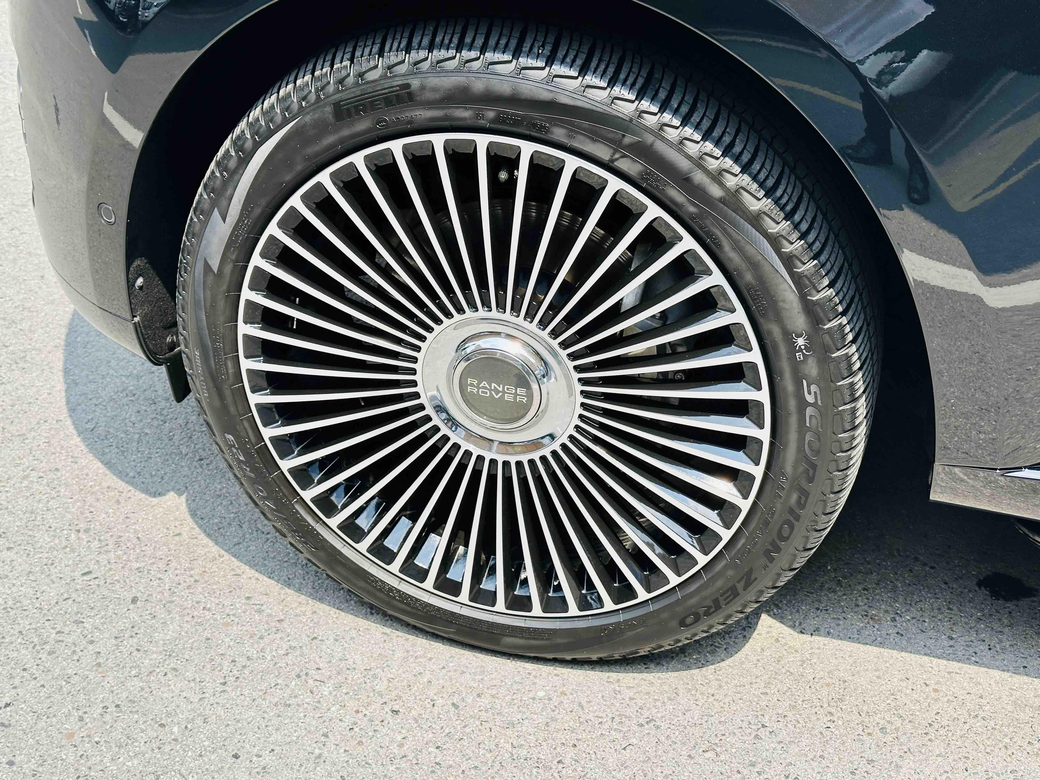 Land Rover Range Rover 2025 thumb 5
