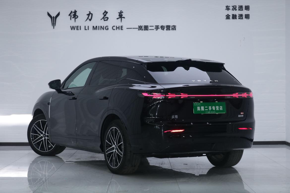 Voyah Lan Tu Zhi Yin 2025 thumb 2