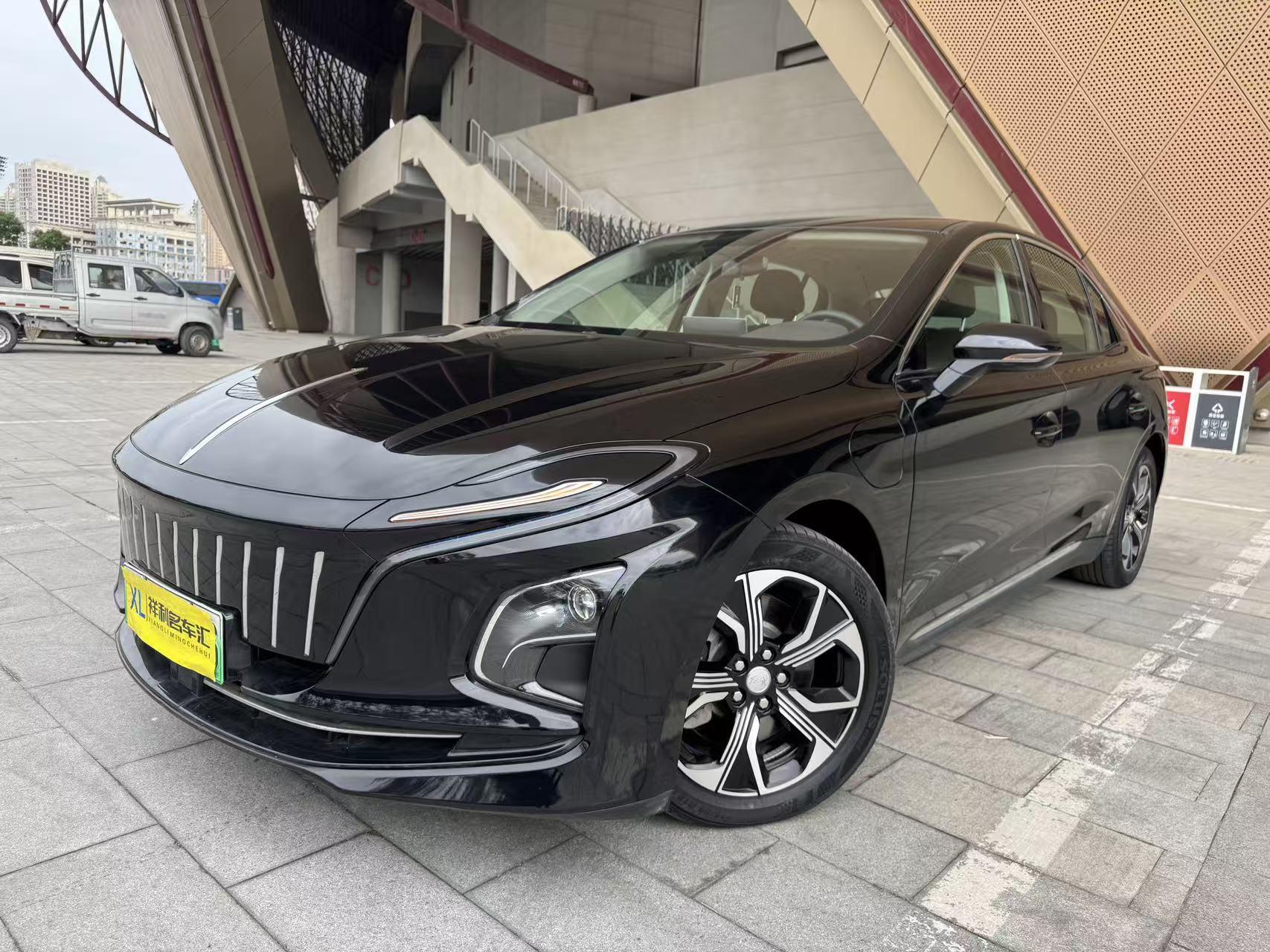 Hongqi E-QM5 2023 thumb 8