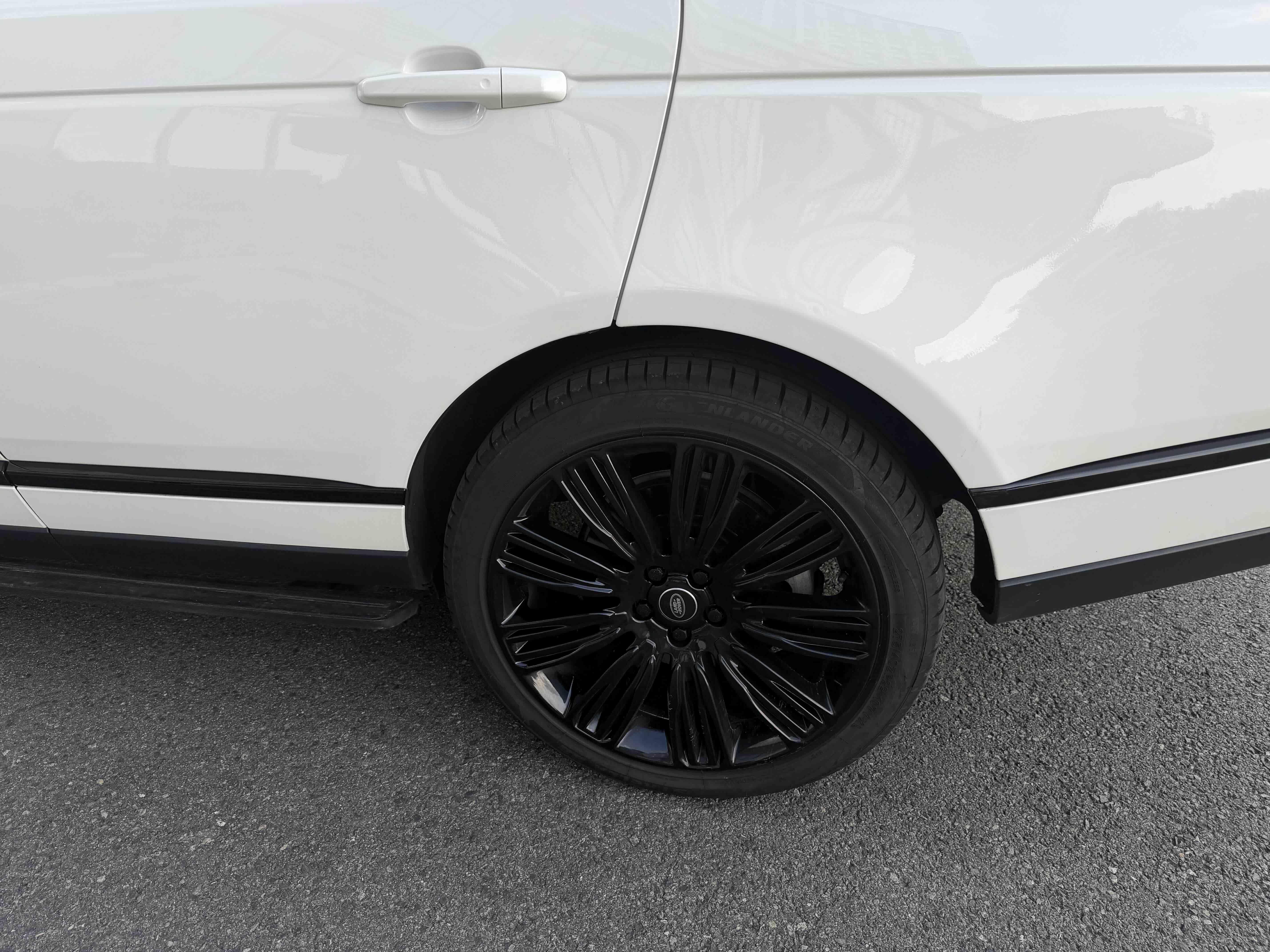 Land Rover Range Rover 2019 thumb 7