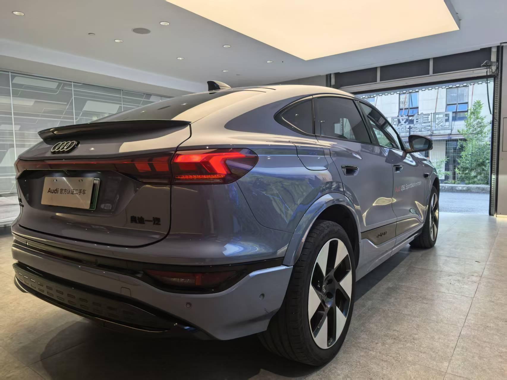 Audi Q6L Sportback e-tron 2026 thumb 3