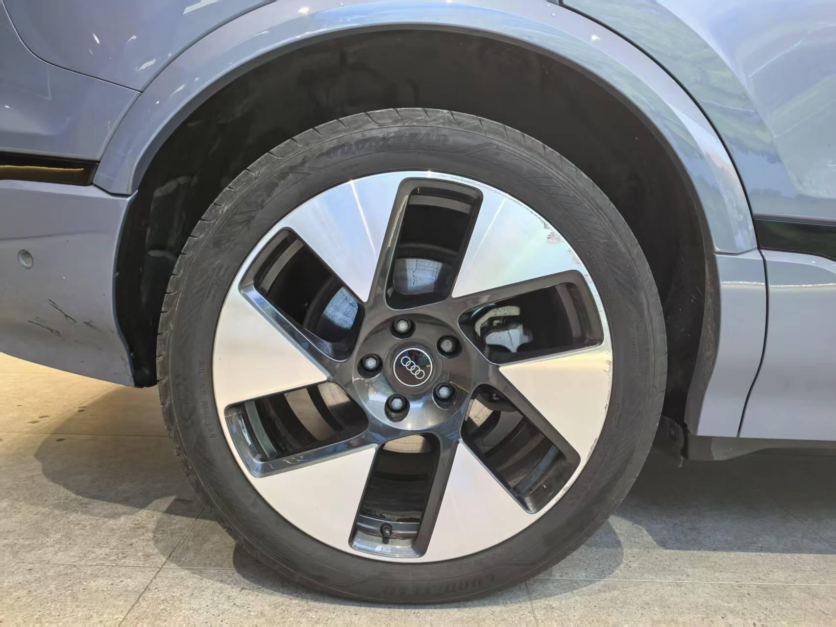 Audi Q6L Sportback e-tron 2026 thumb 4