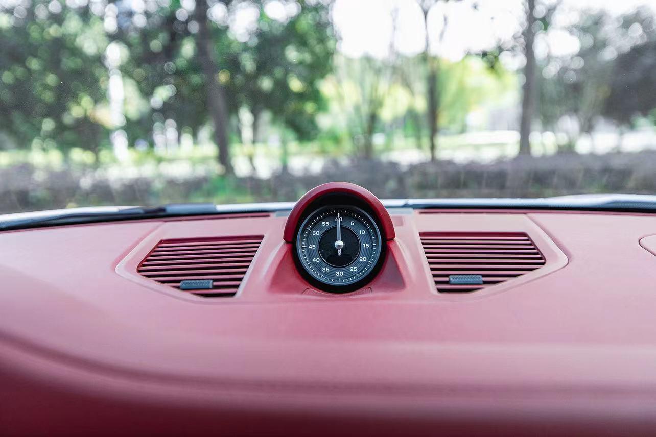 Porsche 911 2023 thumb 6