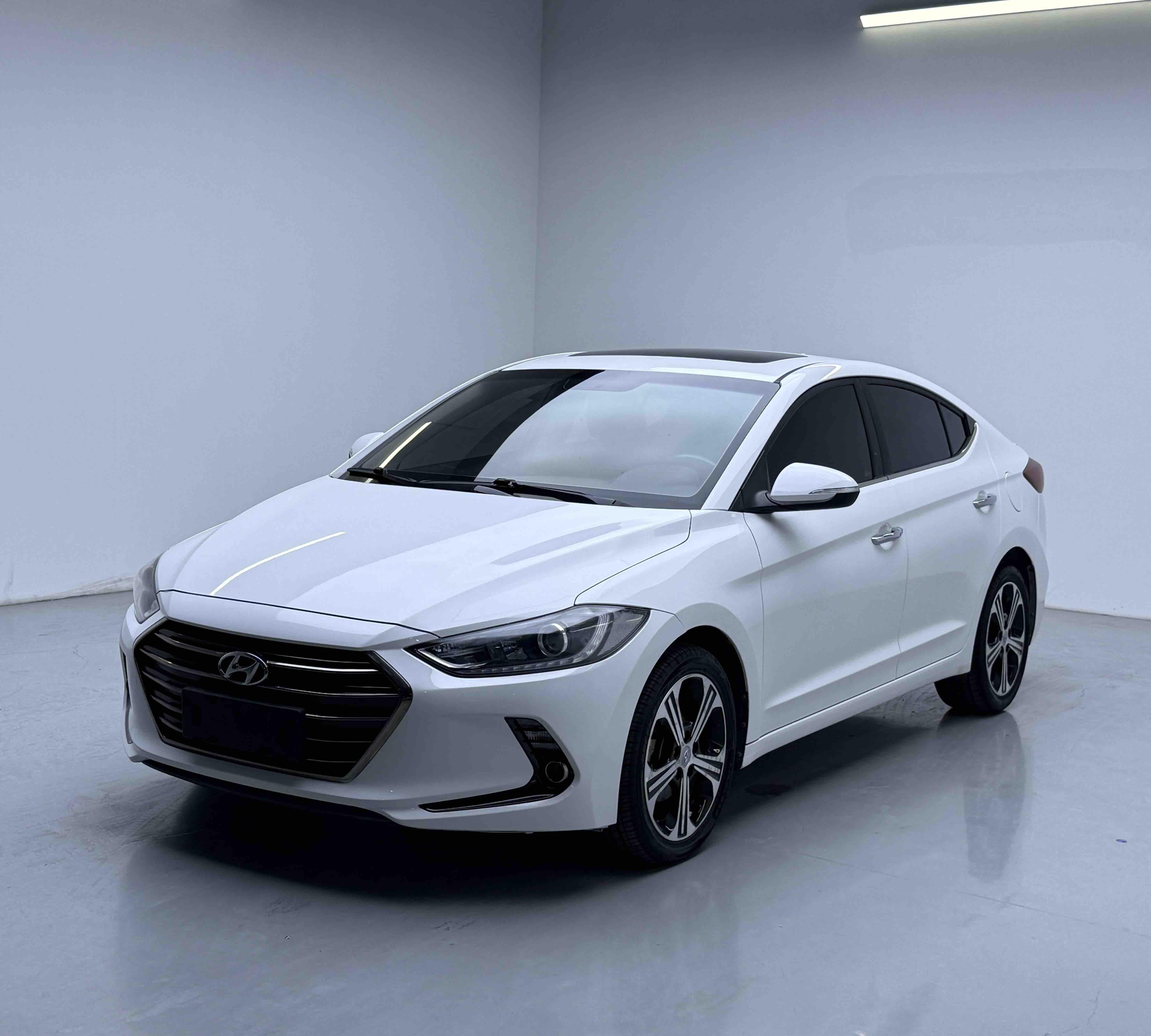 Hyundai Elantra 2018 thumb 8