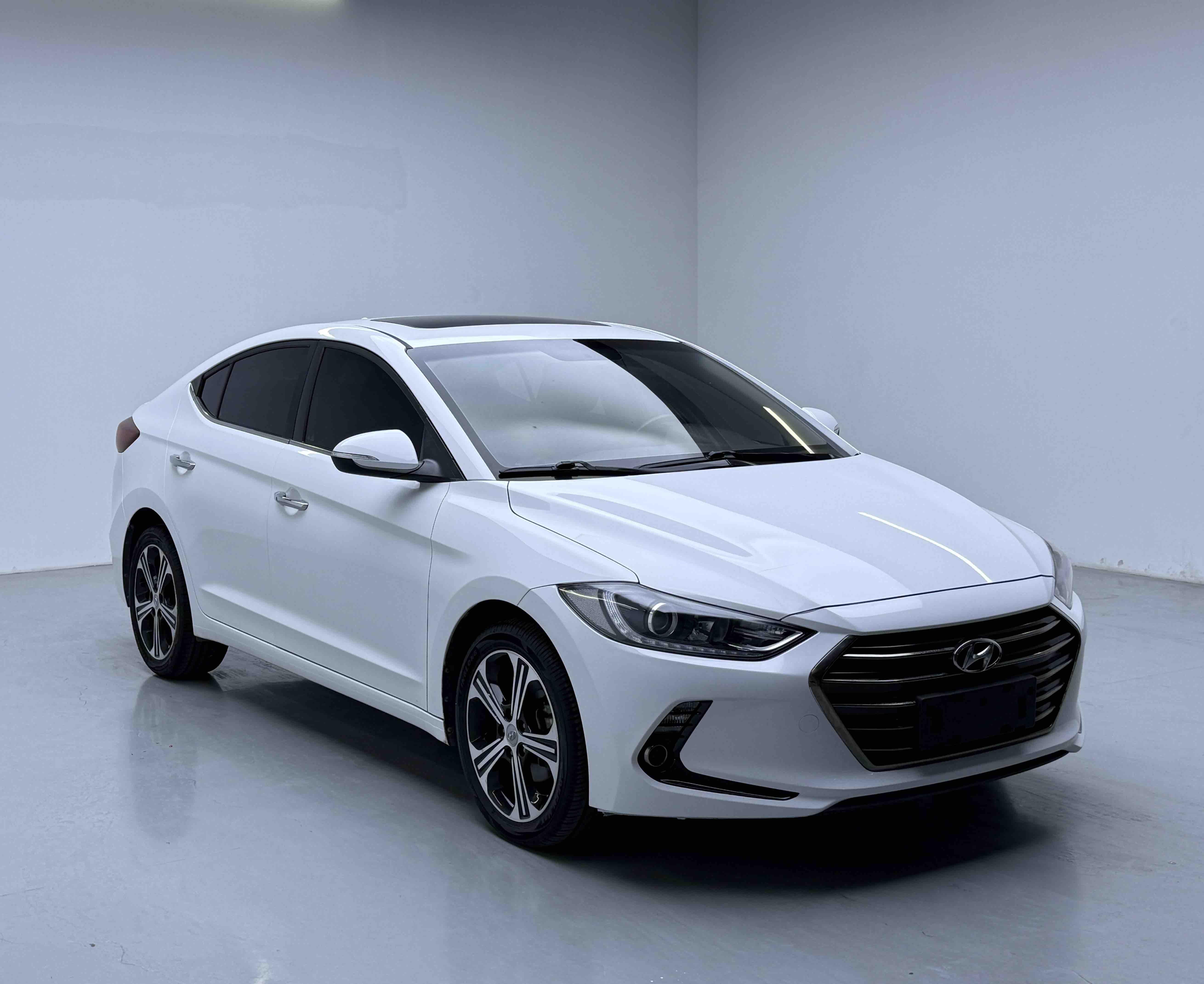 Hyundai Elantra 2018 thumb 10