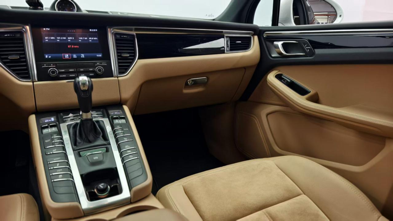 Porsche Macan 2017 thumb 7