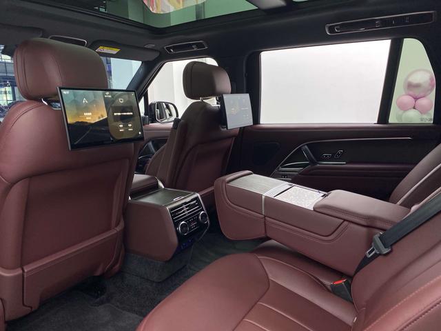 Land Rover Range Rover 2025 thumb 8