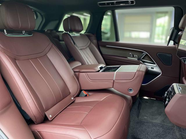 Land Rover Range Rover 2025 thumb 11