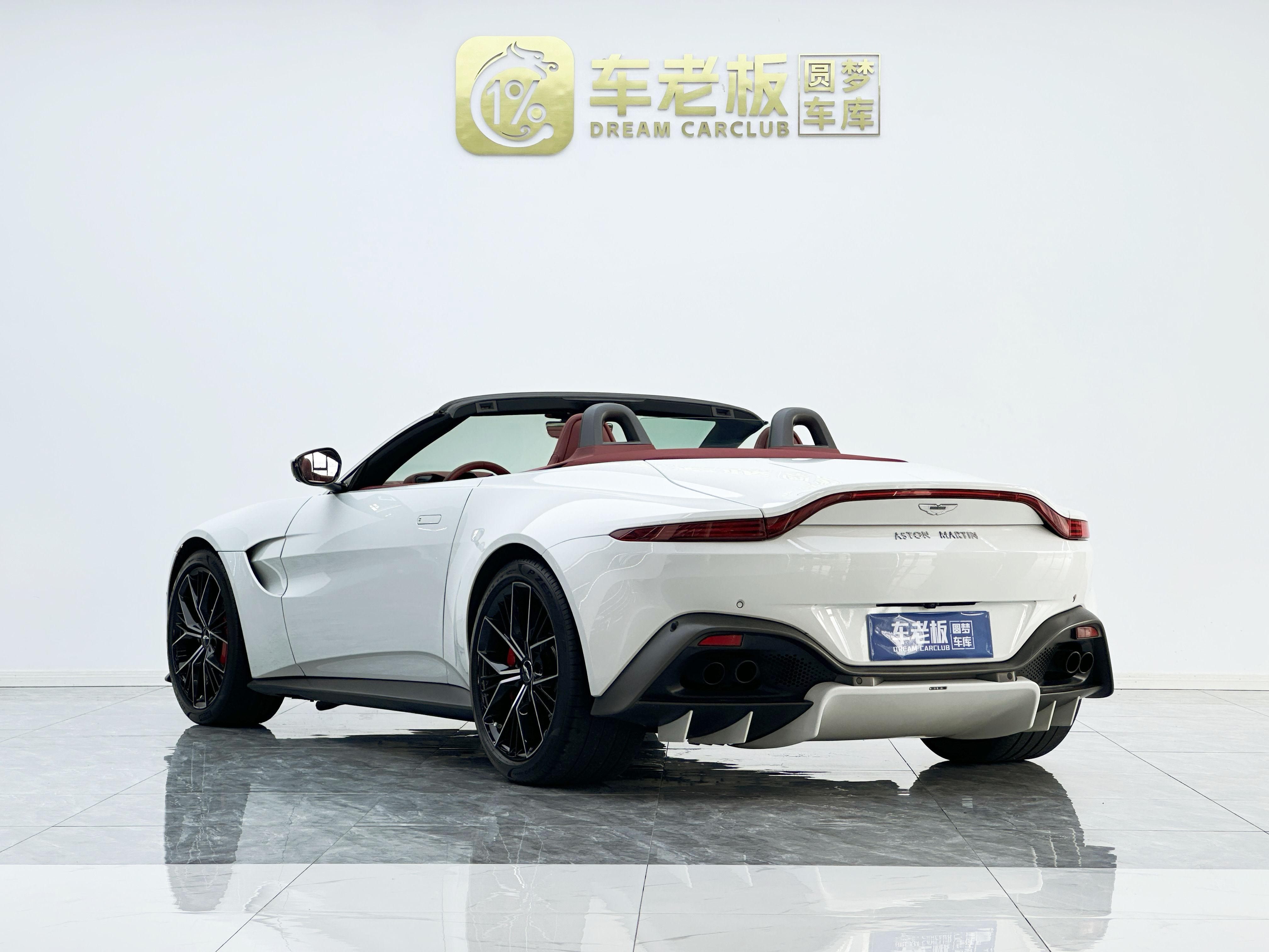 Aston Martin Vantage 4.0T V8 2022 thumb 2