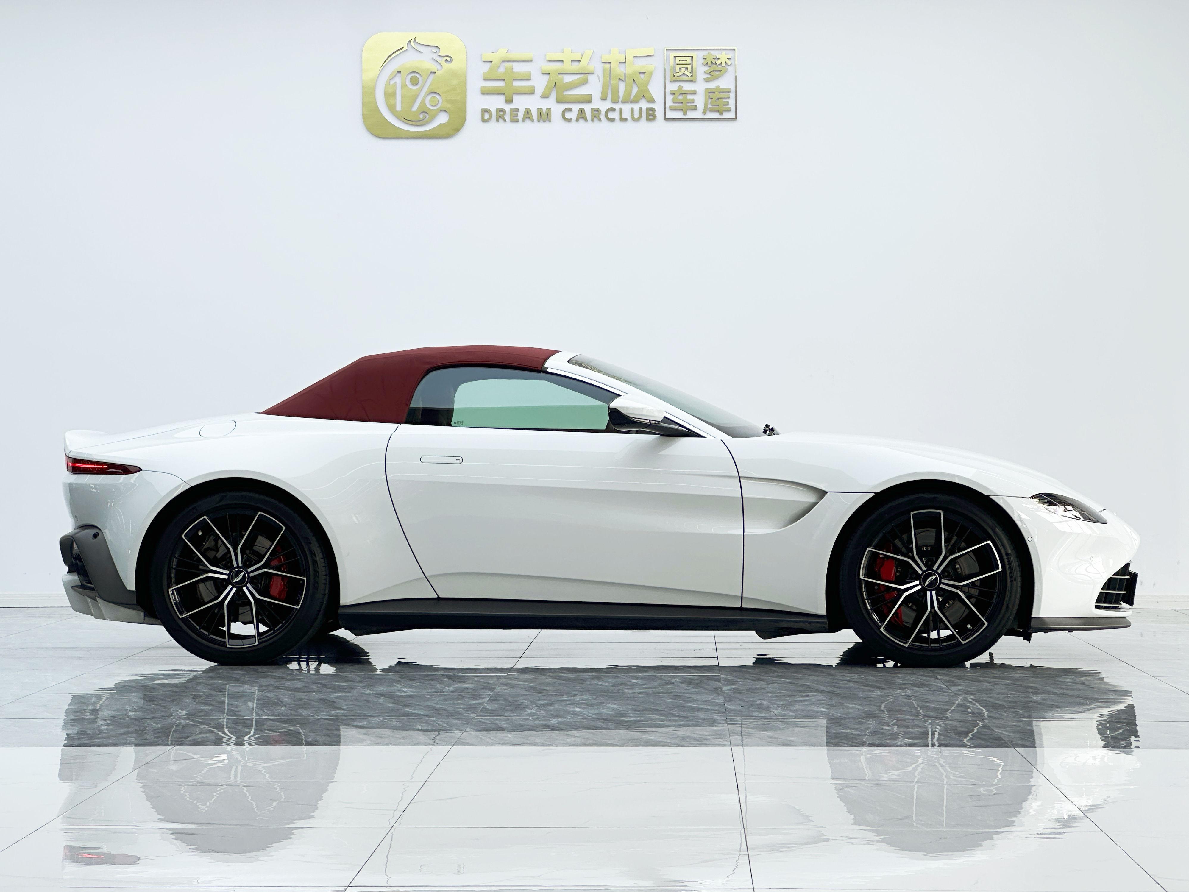 Aston Martin Vantage 4.0T V8 2022 thumb 8