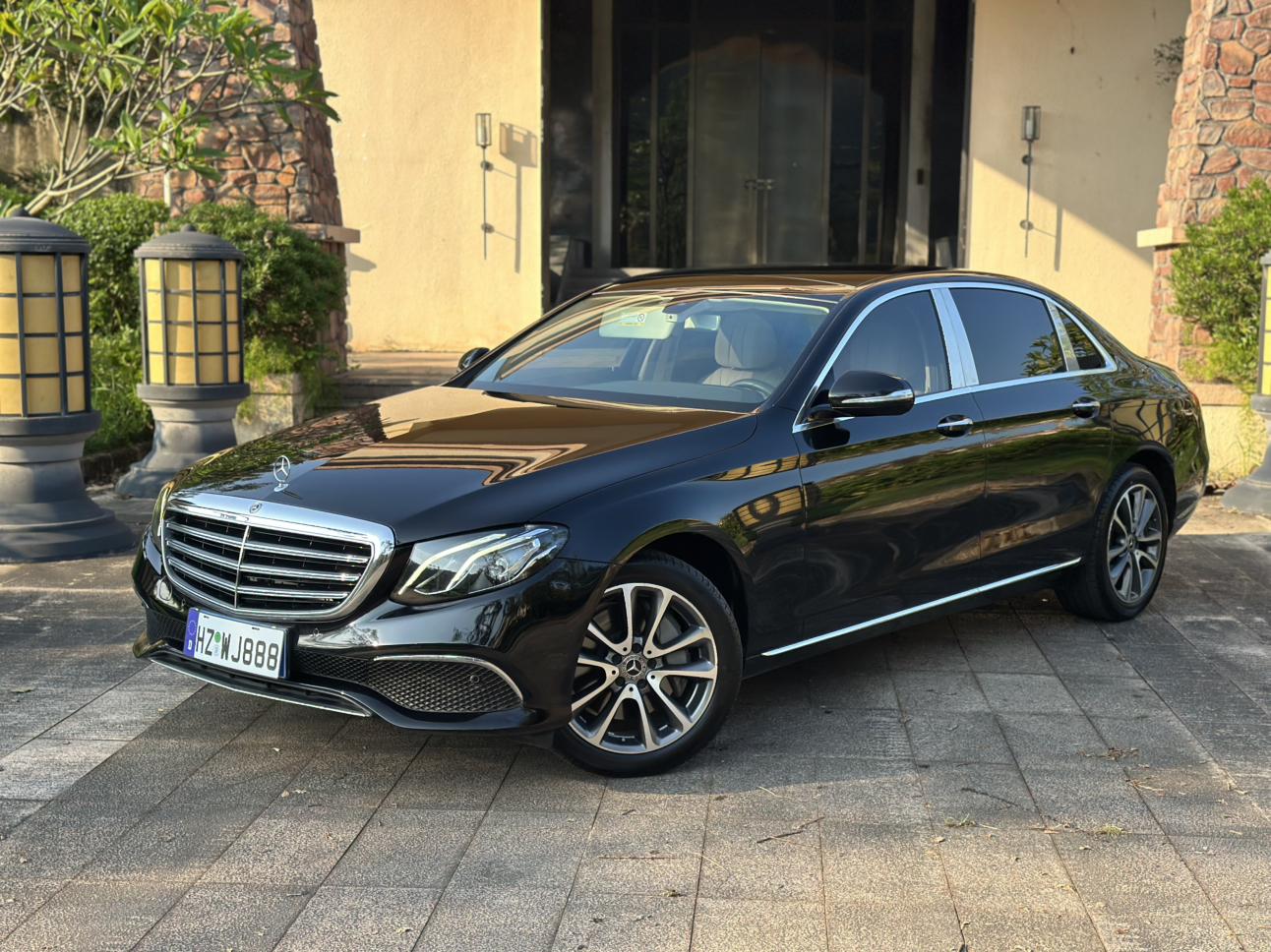 Mercedes-Benz E-Класс 2018 thumb 11