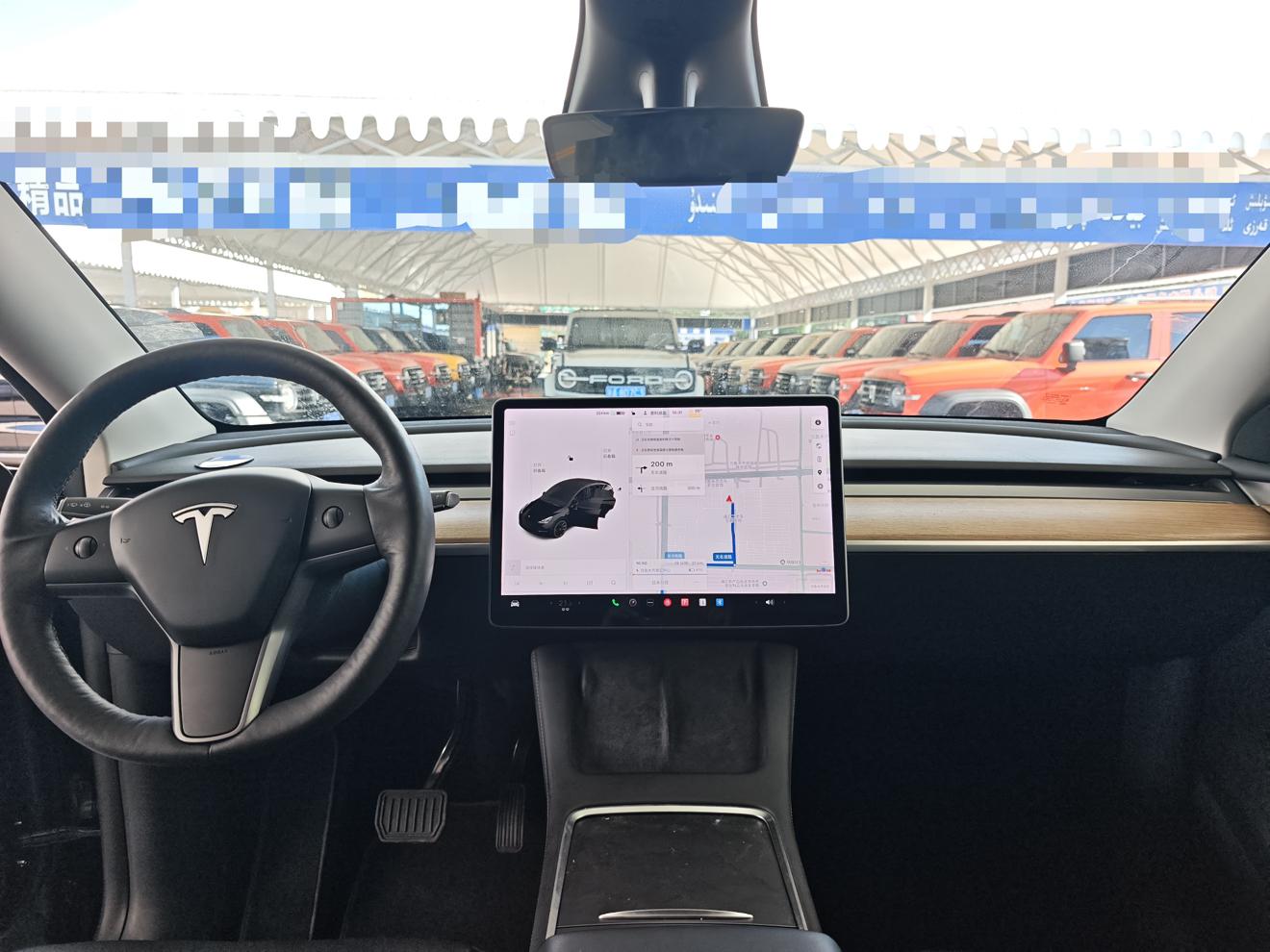Tesla Model Y 2021 thumb 5