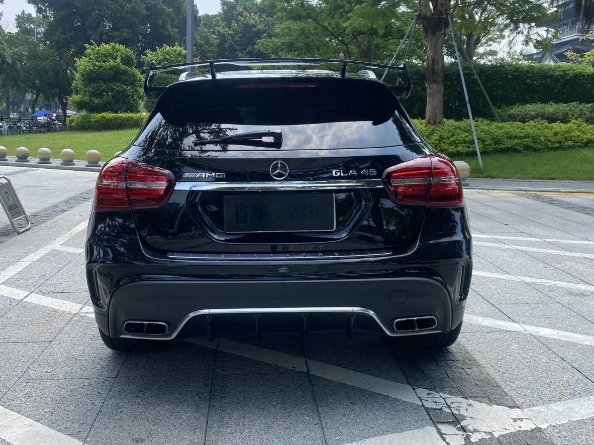 Mercedes-Benz GLA AMG 2017 thumb 4