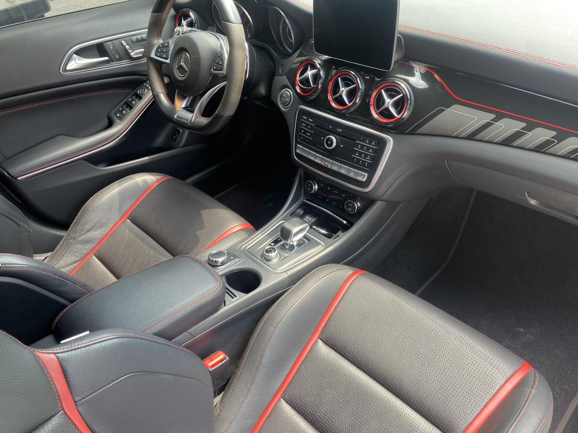 Mercedes-Benz GLA AMG 2017 thumb 10