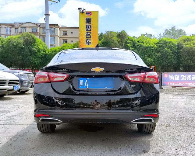 Chevrolet Malibu 2020 thumb 3