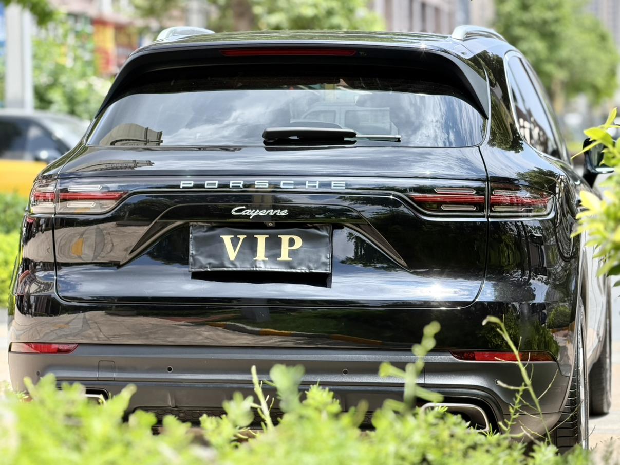 Porsche Cayenne 2018 thumb 12