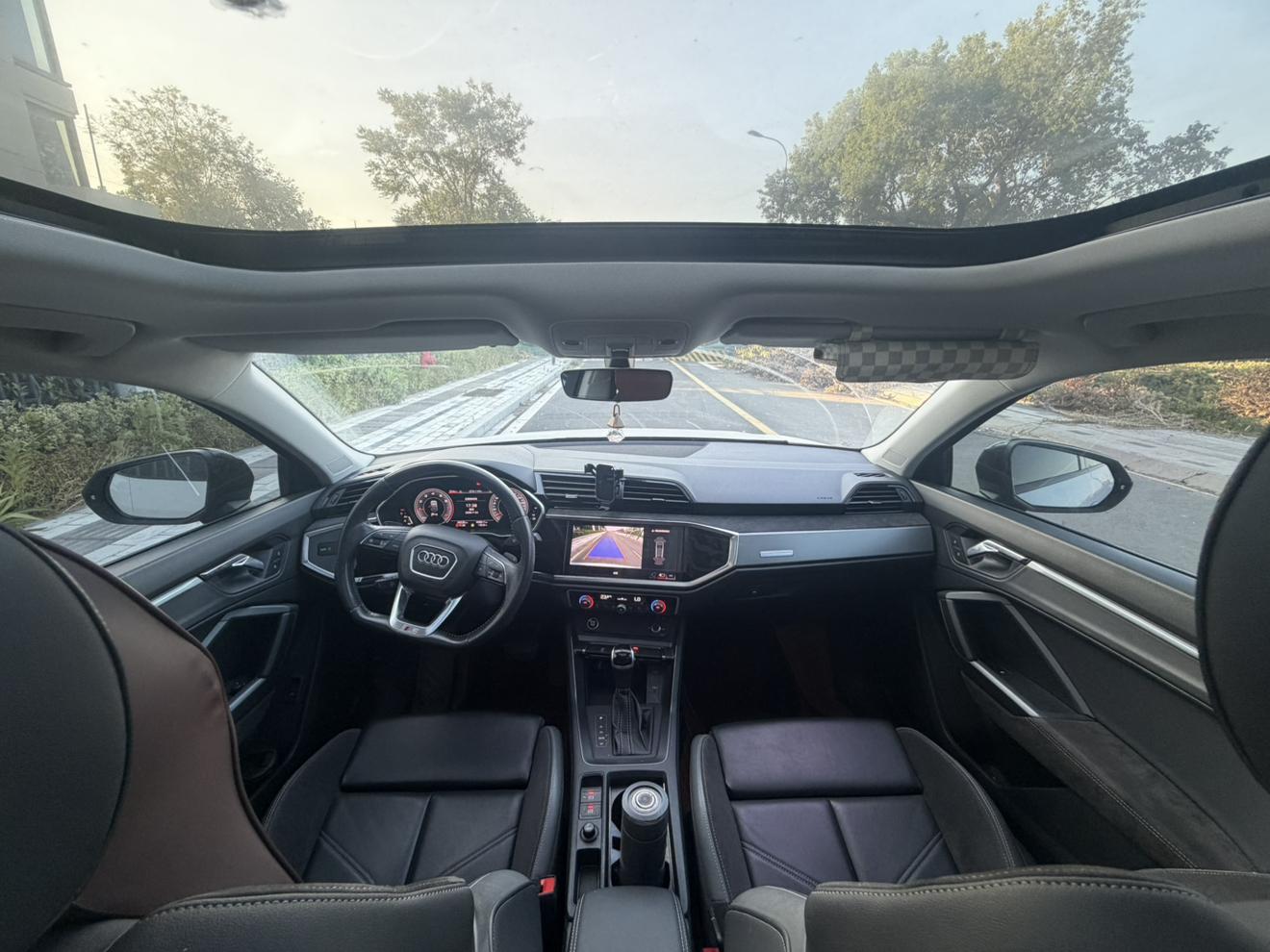 Audi Q3 Sportback 2022 thumb 5