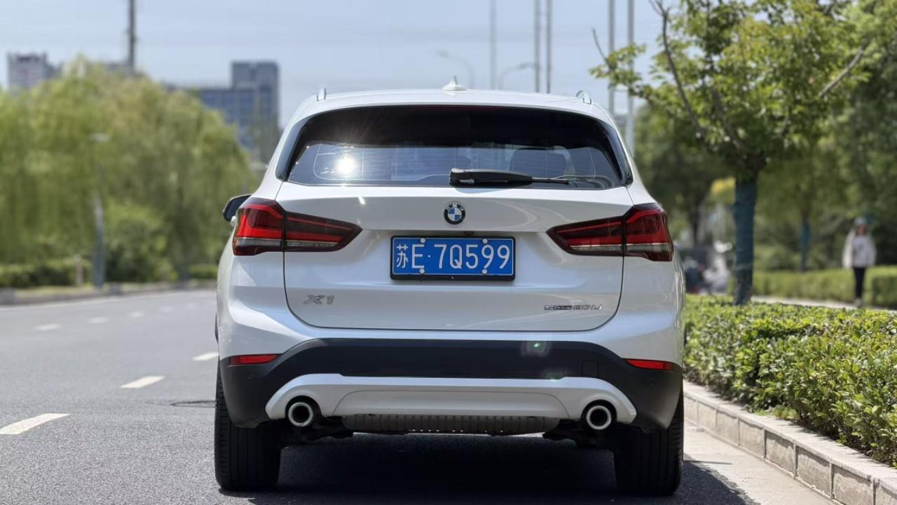 BMW X1 2020 thumb 3