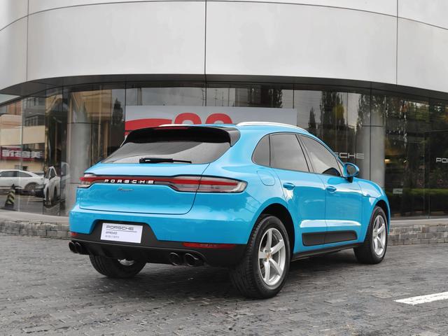Porsche Macan 2018 thumb 3