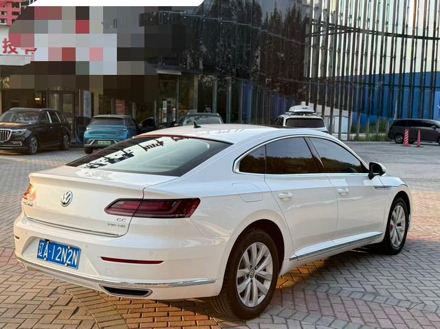 Volkswagen Arteon 2020 thumb 4