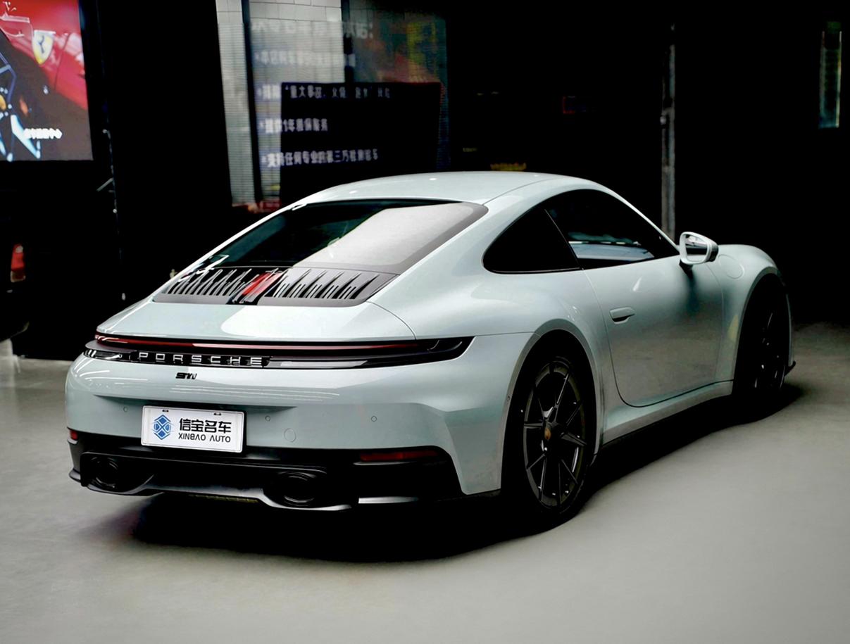 Porsche 911 2025 thumb 3