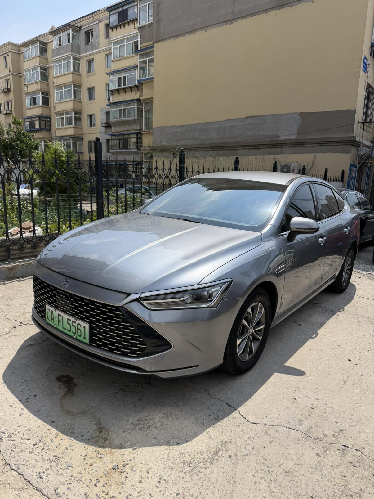 BYD Qin 2023 thumb 8
