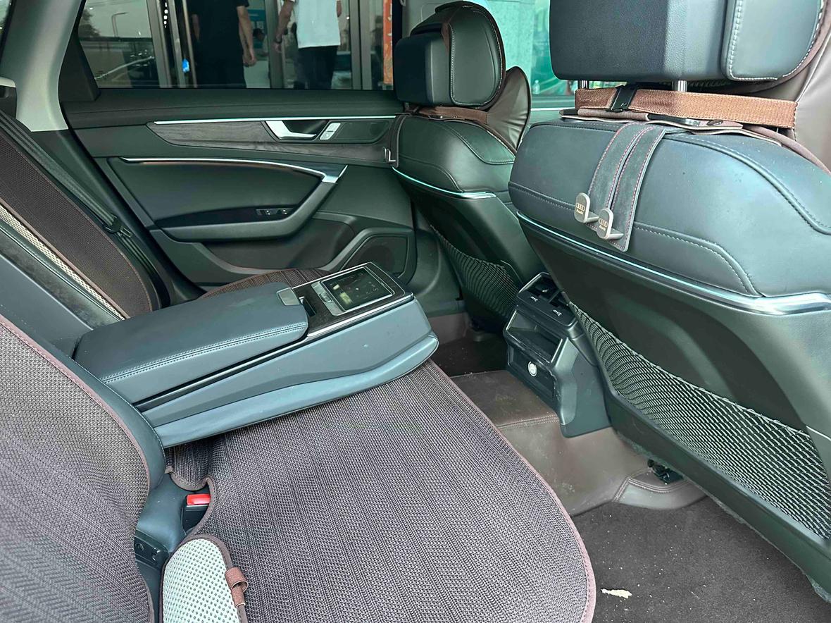 Audi A6 2019 thumb 4