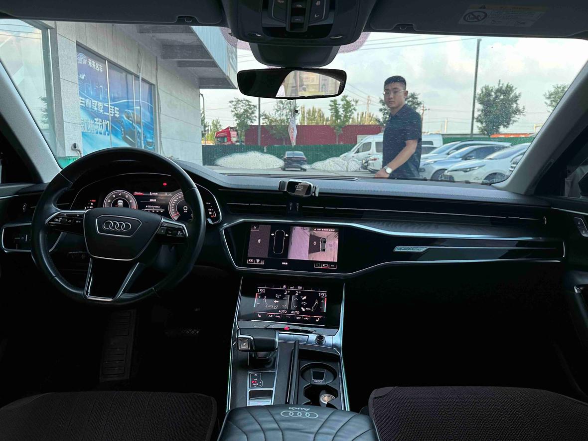 Audi A6 2019 thumb 5