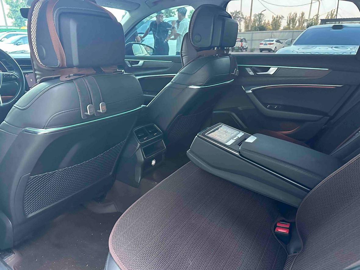 Audi A6 2019 thumb 7