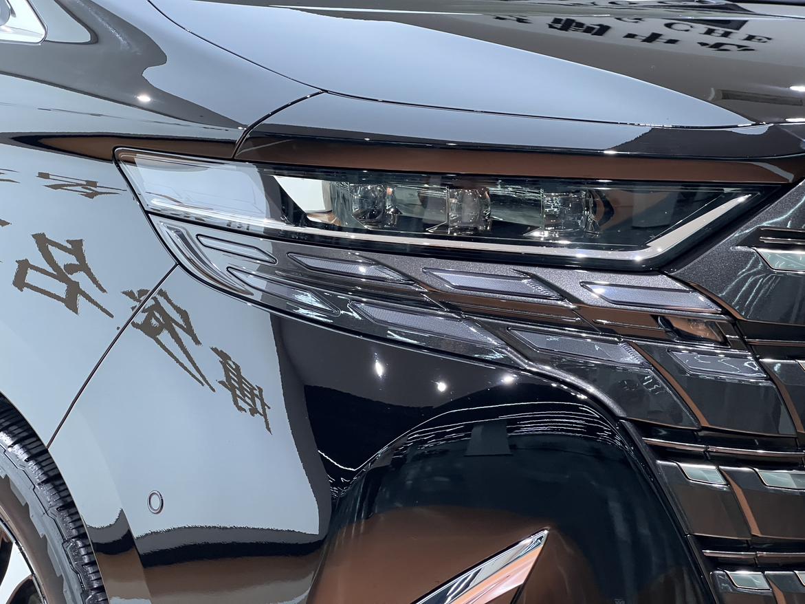 Toyota Alphard 2023 thumb 7