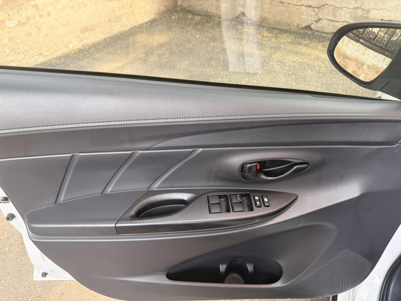 Toyota Yaris 2020 thumb 11