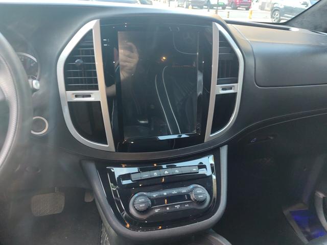 Mercedes-Benz Wei Ting 2020 thumb 6