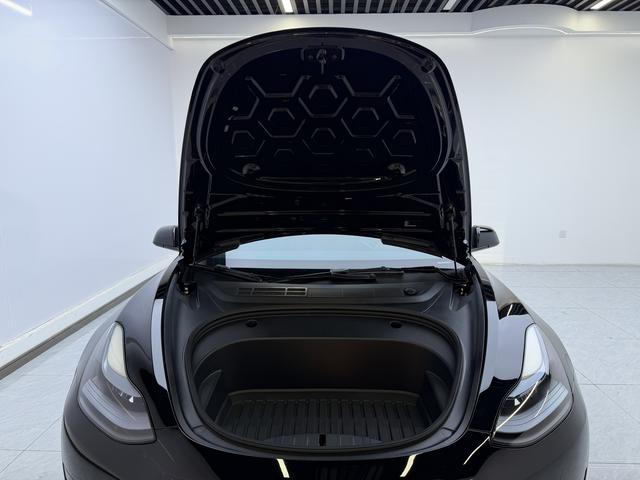Tesla Model 3 2022 thumb 8