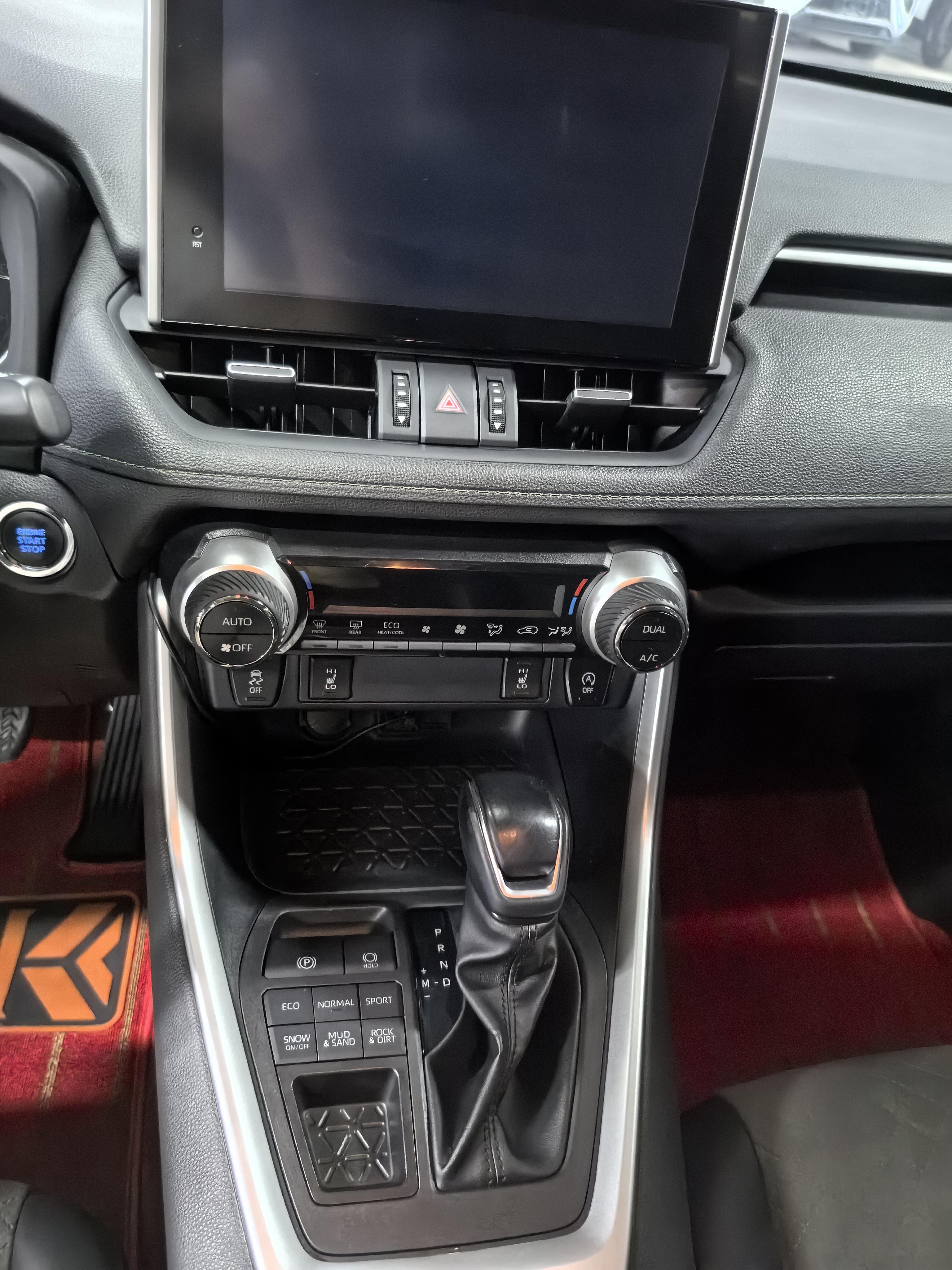Toyota RAV4 2022 thumb 5