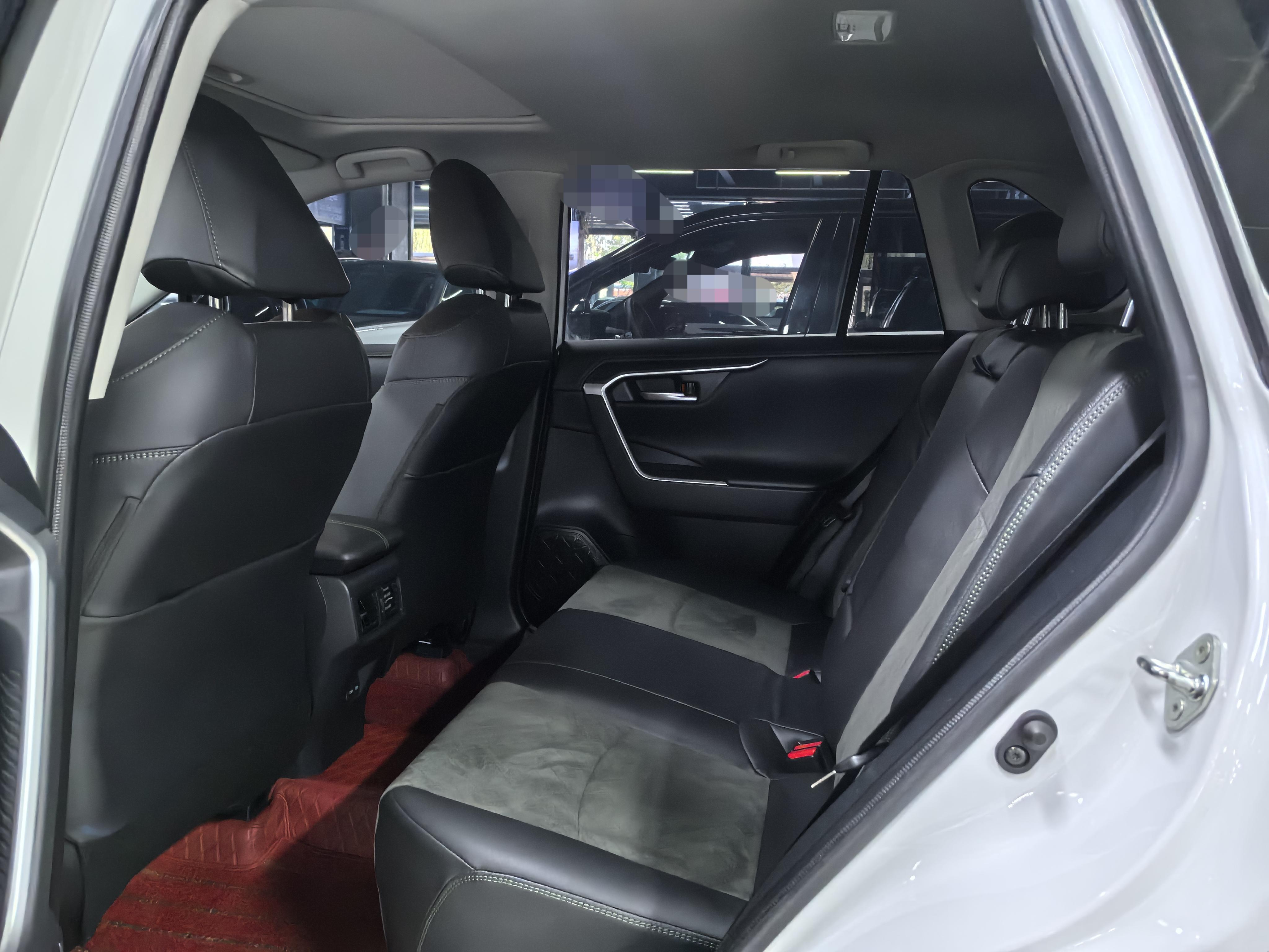 Toyota RAV4 2022 thumb 10