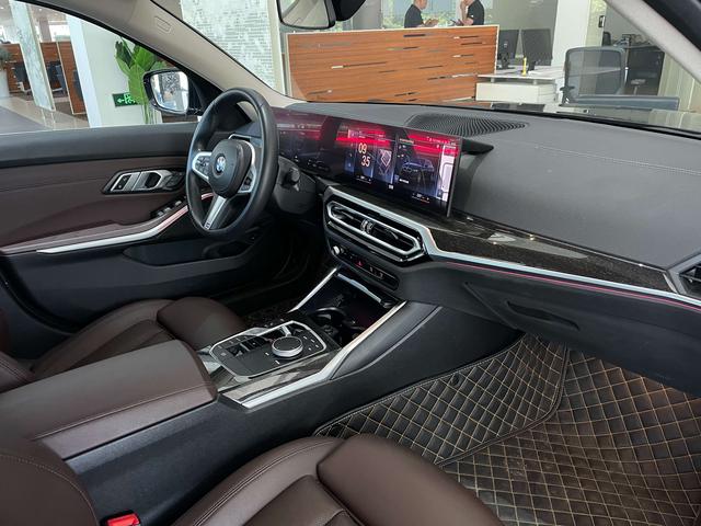 BMW 3 серии 2023 thumb 10