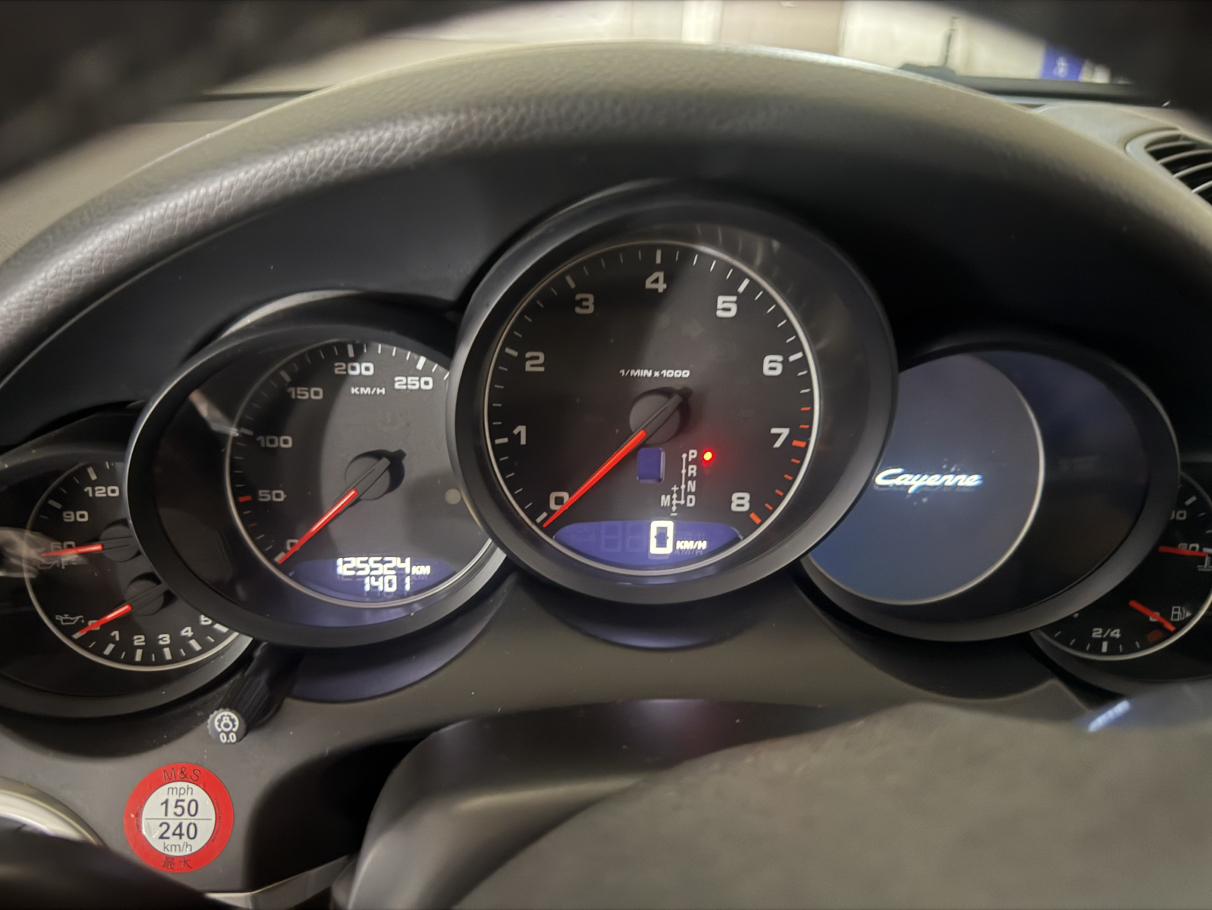 Porsche Cayenne 2014 thumb 8
