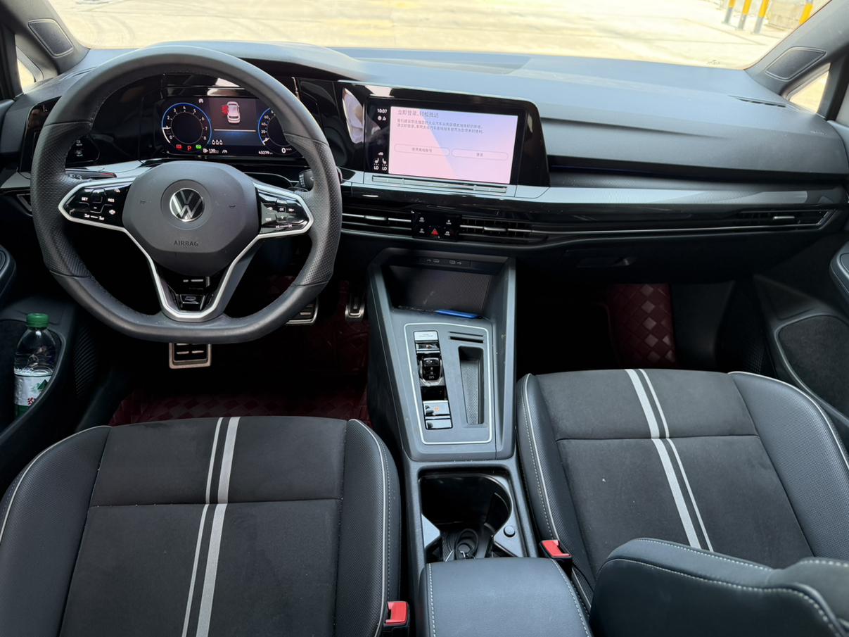 Volkswagen Golf Sportsvan 2023 thumb 3