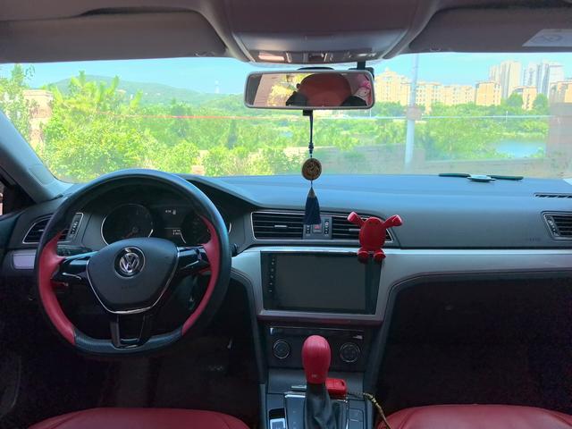 Volkswagen Lamando 2015 thumb 3