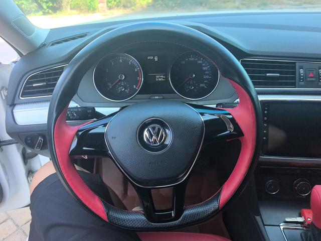 Volkswagen Lamando 2015 thumb 5