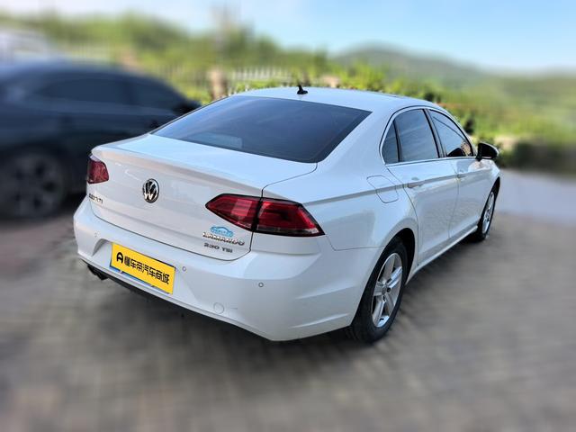 Volkswagen Lamando 2015 thumb 12