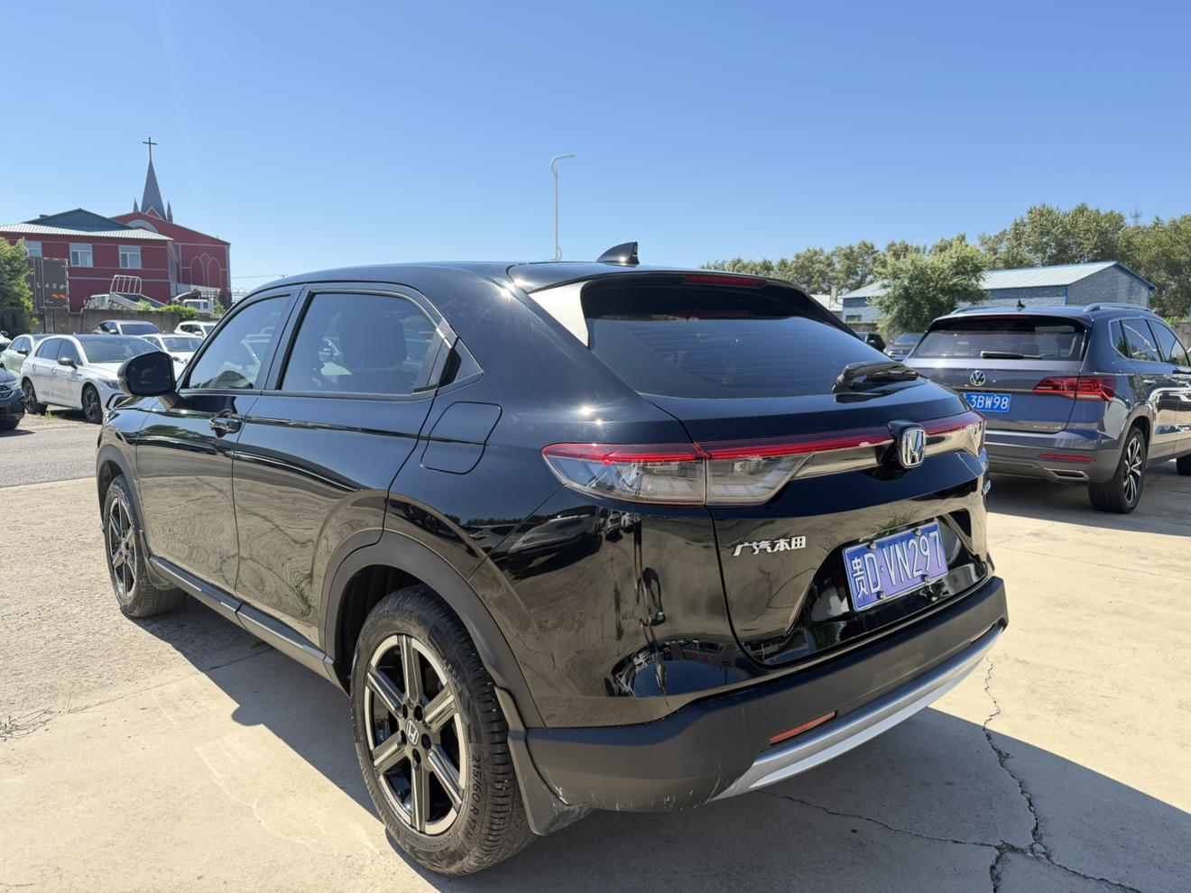 Honda Vezel 2023 thumb 2