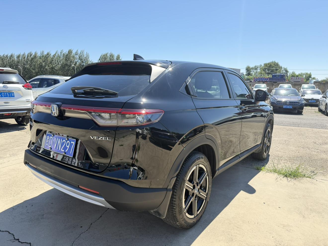 Honda Vezel 2023 thumb 4